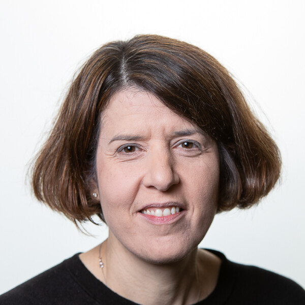 Dr Niki Davies